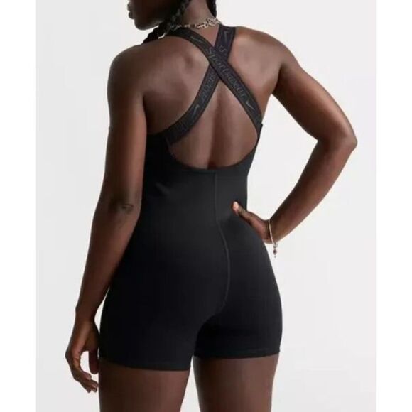 Nike HV6963-010 Women's Sz XS Black Dri-FIT Gym Life Short Bodysuit - Picture 9 of 9